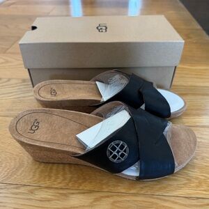 Brand New UGG Lyra Sandals